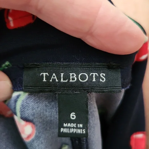 Navy blue and cherries skirt - M - Picture 3 of 3